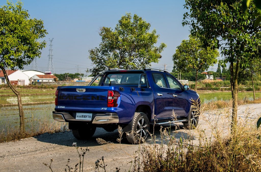 Exterior design and features