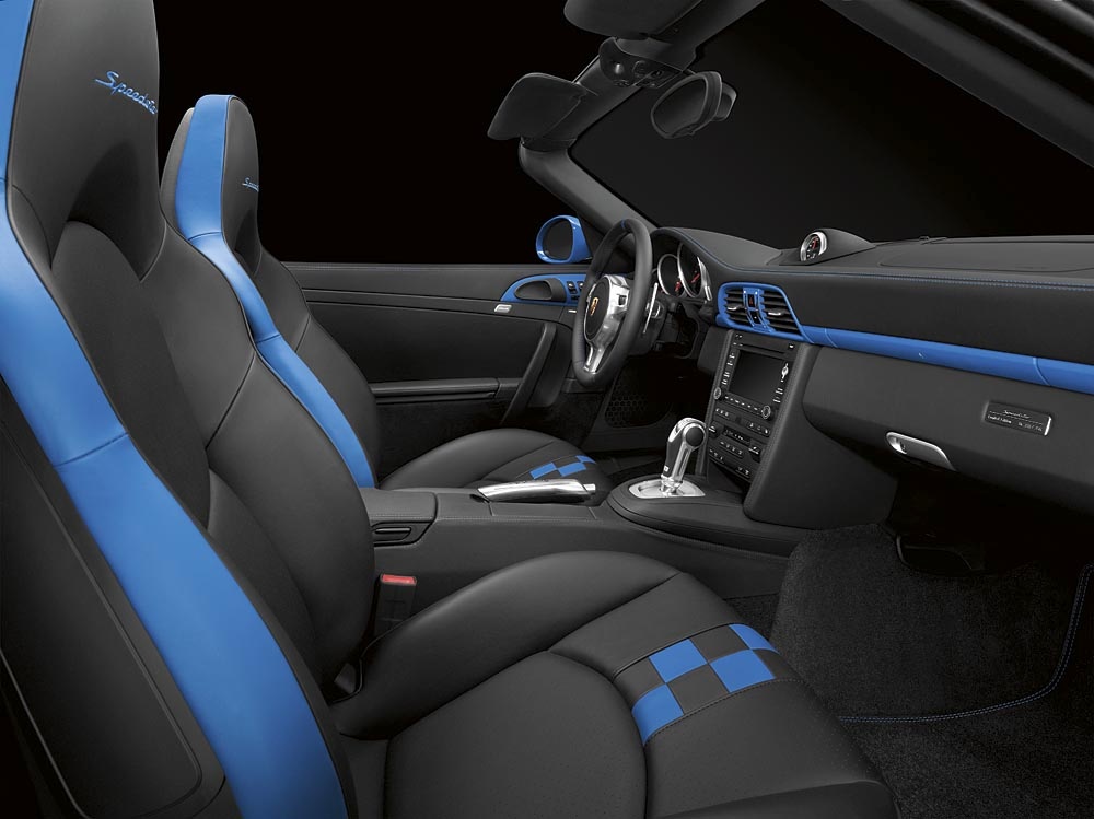 The interior design of the Porsche Speedster 997