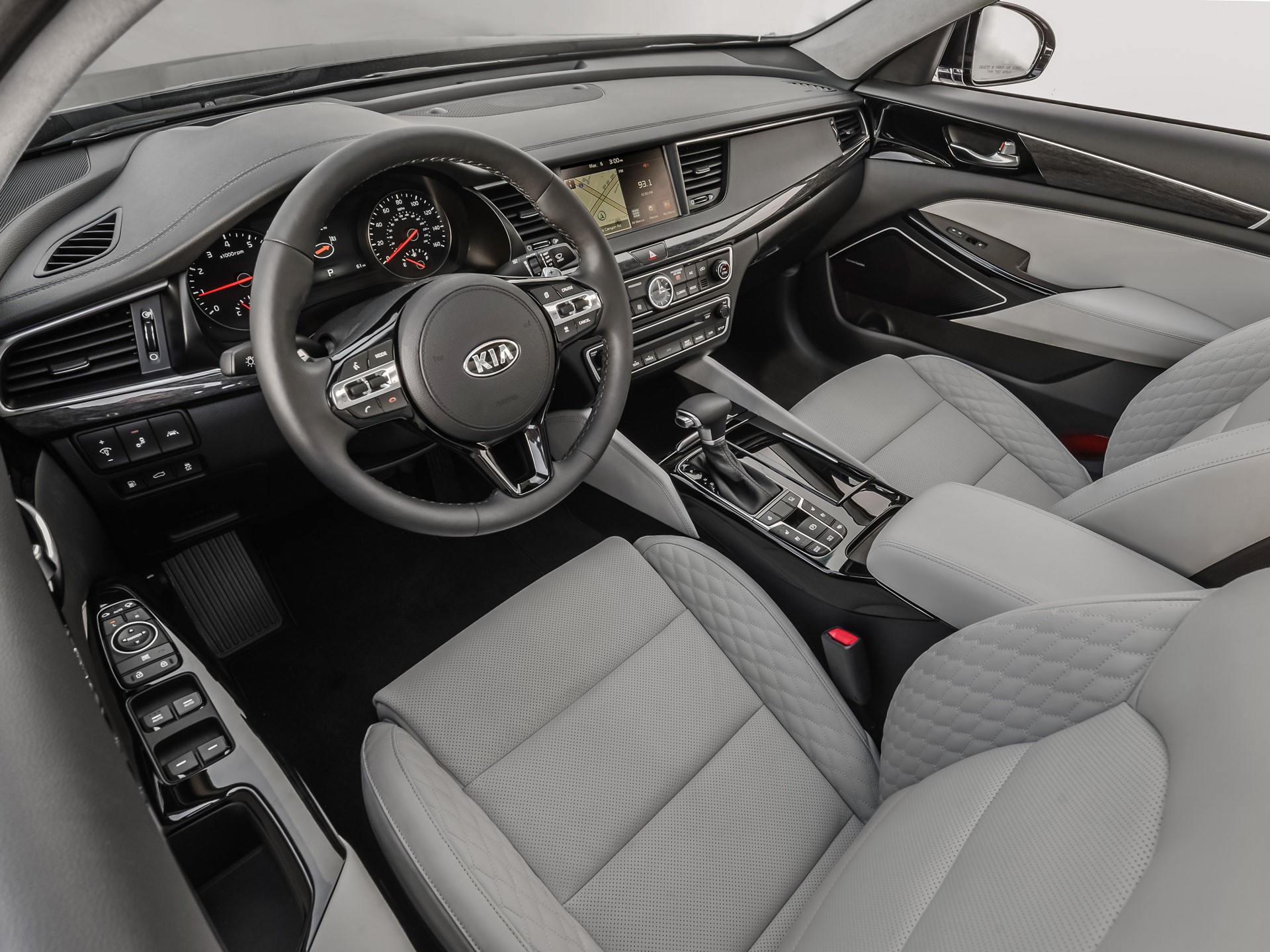 Kia Cadenza Interior