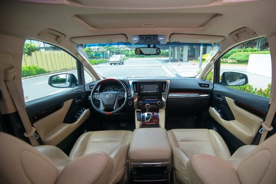 Toyota Alphard Price in Pakistan 2023